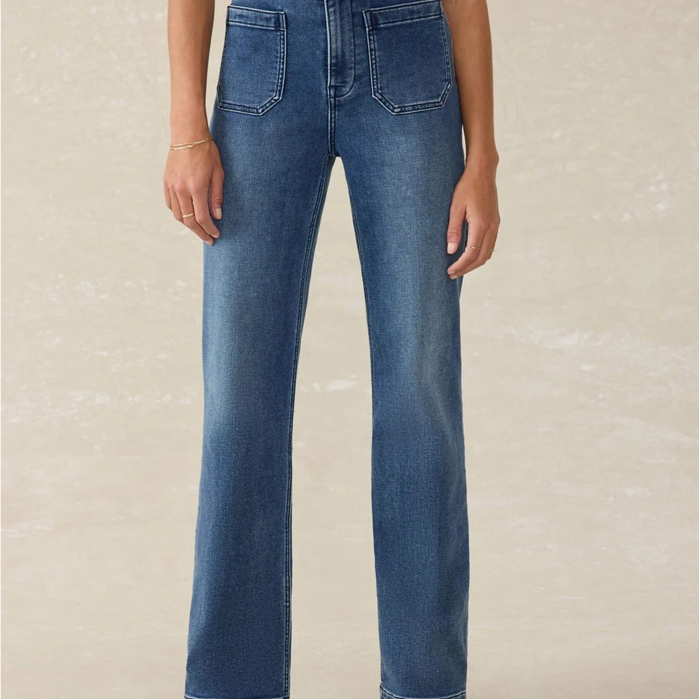 Faherty Stretch Terry Patch Pocket Riverton Jeans - Indigo Wash